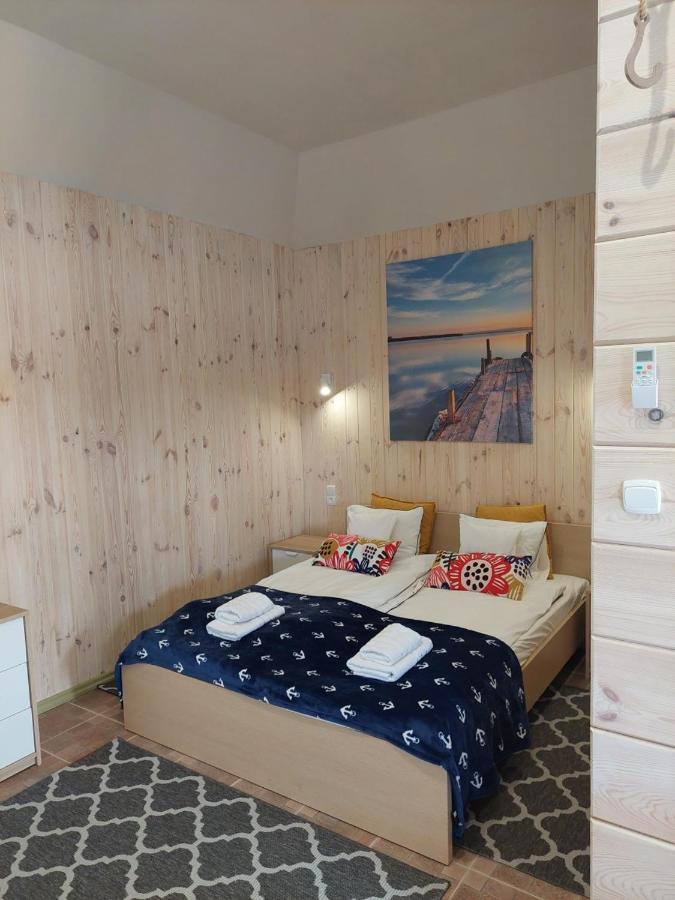 Bed and Breakfast Port Jeziorak Ilawa Esterno foto